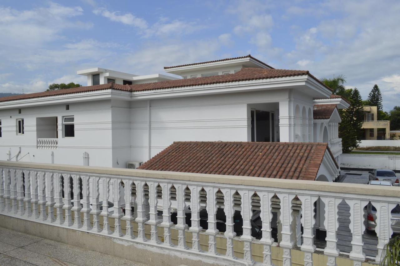 New Shelton Guest House Islamabad Exterior photo